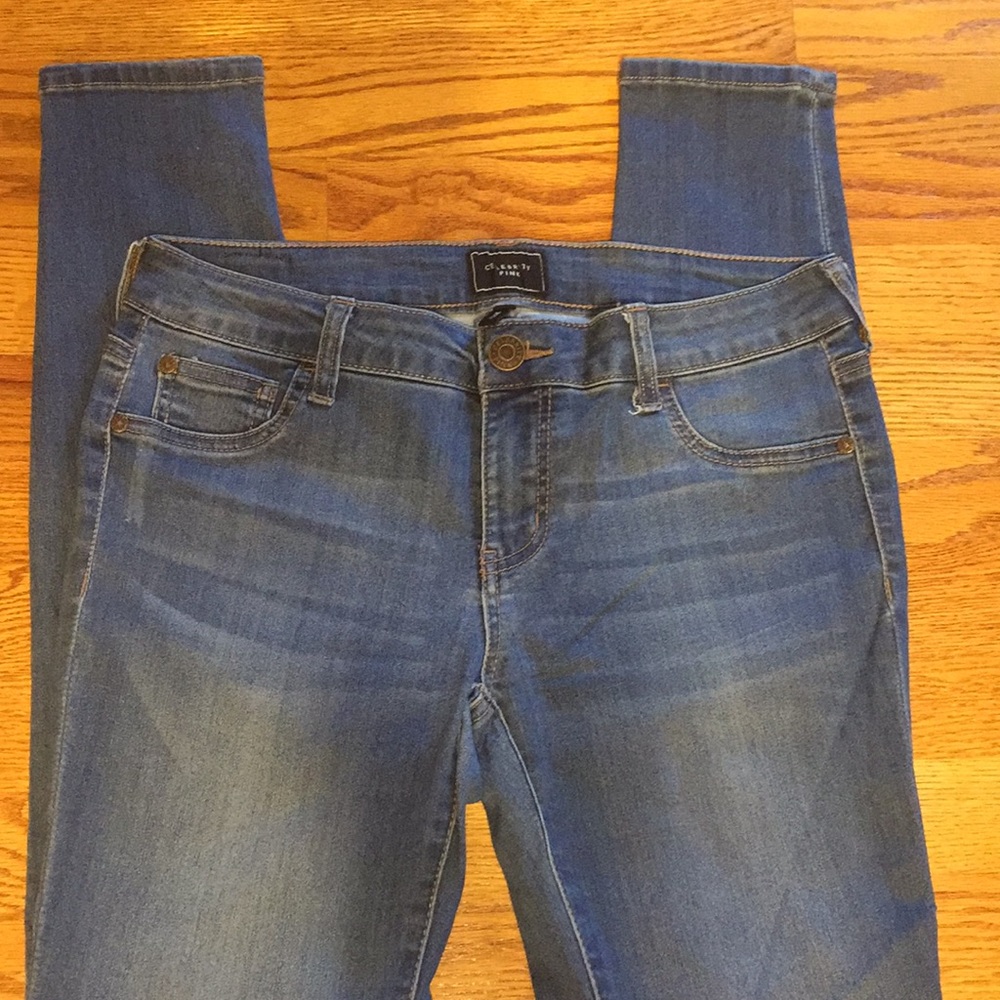 Size 9 skinny jeggings